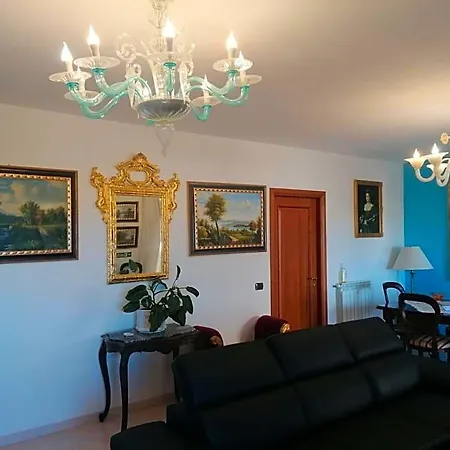 B&byanet's Beautiful House Bed & Breakfast 3*