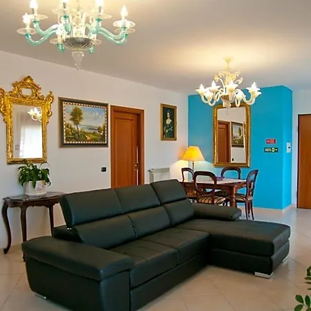 B&byanet's Beautiful House